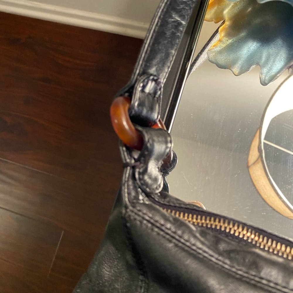 Chanel Rare tasteful understated embossed bag with tortoise shell accent. - Picture 12 of 15